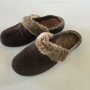 Isotoner Microsuede Dark Brown Hoodback Slipper Shoes Size 8.5 -9